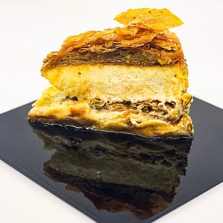 Baklava cheesecake